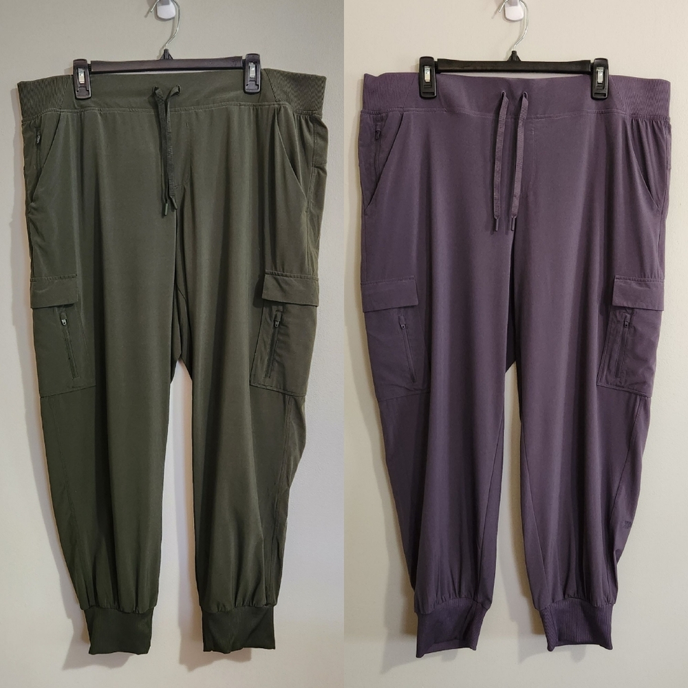 2 All In Motion Women's Stretch Woven Tapered Cargo Jogger Pants